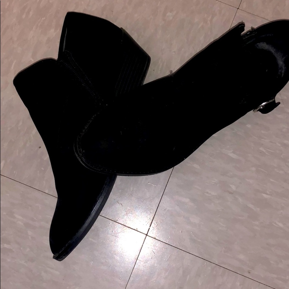 Black boots